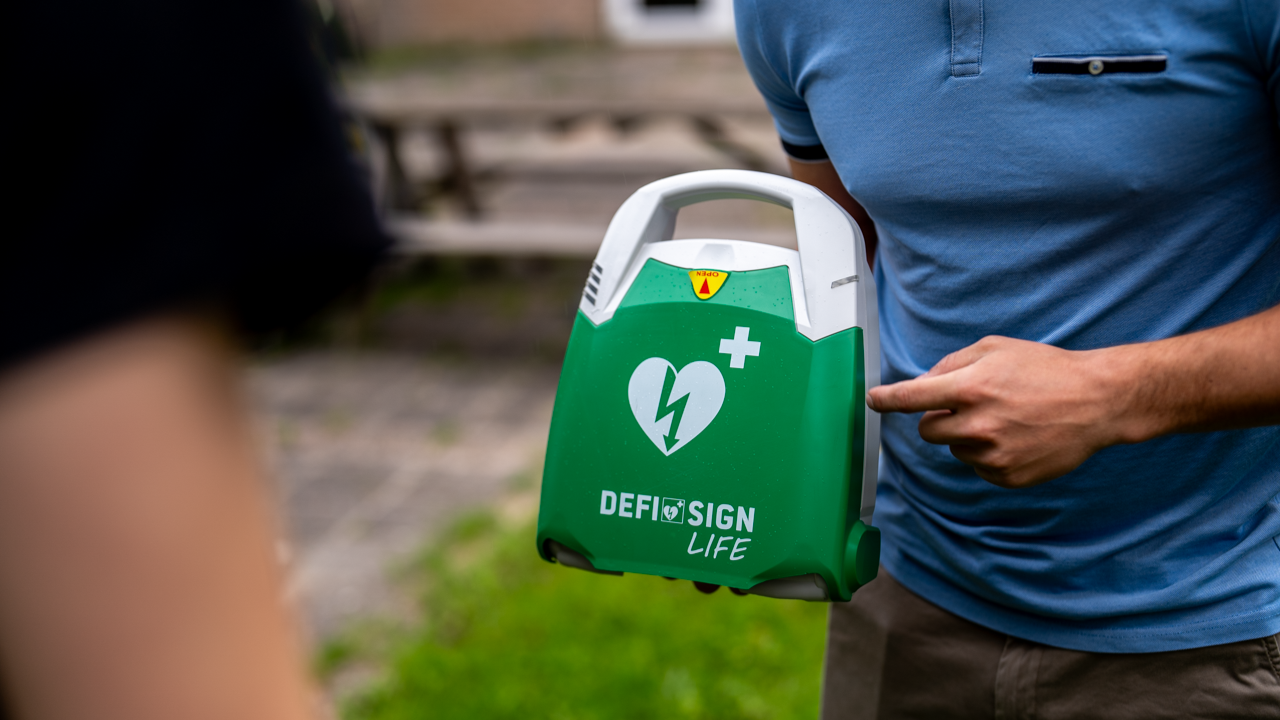 Burendag 2023 – Zó schaf je een AED aan voor de buurt